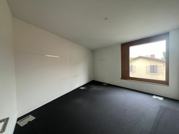 Zentrale Gewerbefläche mit Extra-Optionen 7