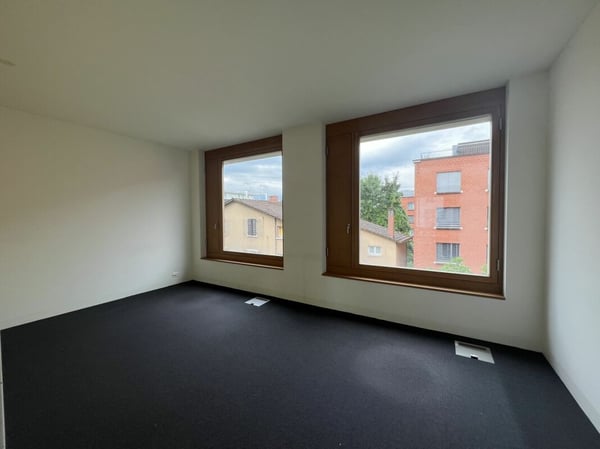 Zentrale Gewerbefläche mit Extra-Optionen 5