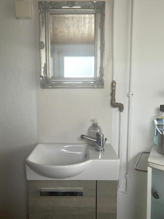 Charmantes Zweifamilienhaus mit optionaler Landparzelle 3