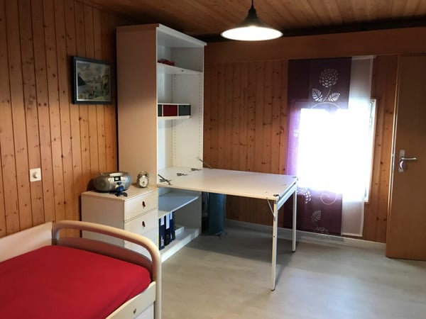 Charmantes Zweifamilienhaus mit optionaler Landparzelle 7