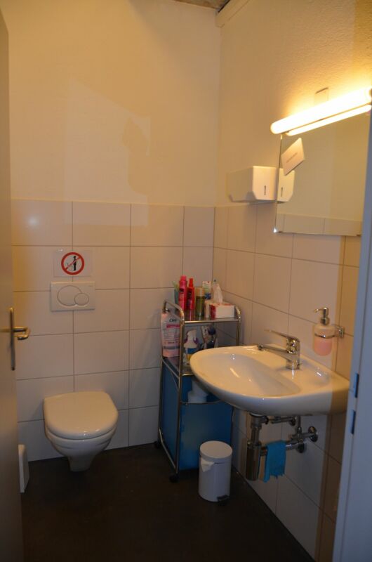 Modernes Gewerbeobjekt an sehr guter Lage vor den Toren Aarau's zu verkaufen