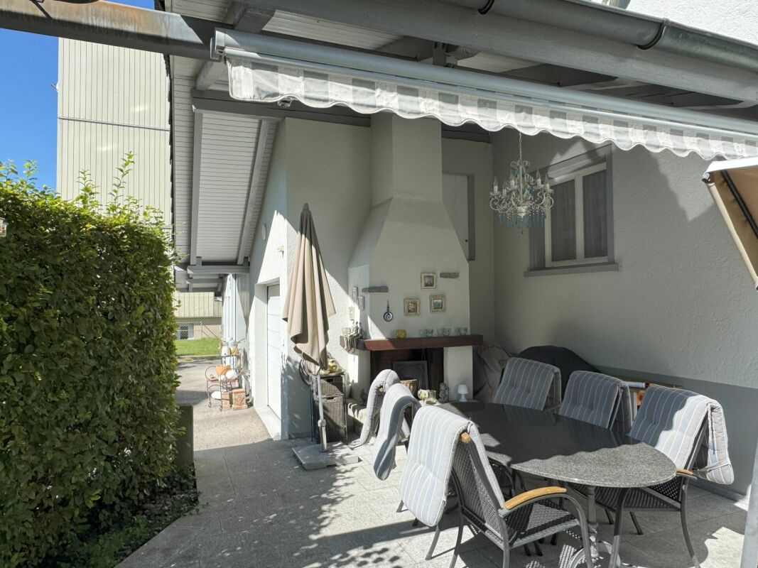 5 1/2 Zimmerhaus an sehr zentraler Lage zu verkaufen Kopie