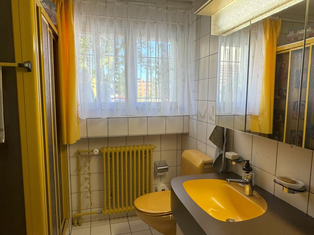 5 1/2 Zimmerhaus an sehr zentraler Lage zu verkaufen Kopie