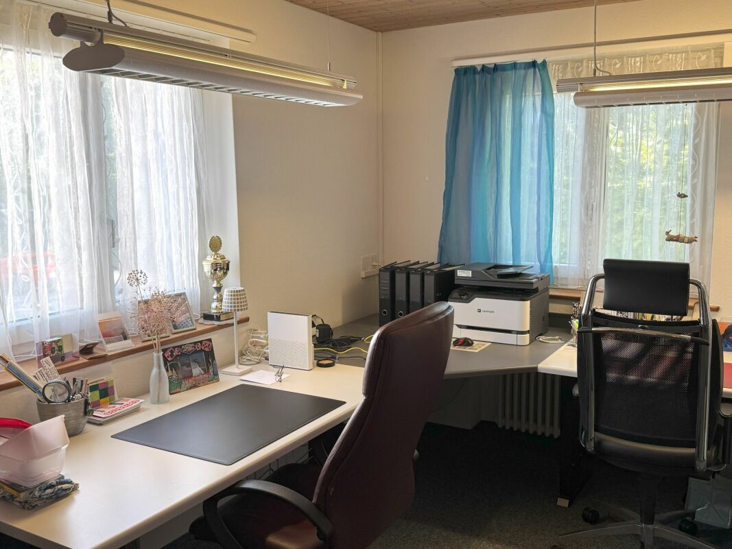 5 1/2 Zimmerhaus an sehr zentraler Lage zu verkaufen Kopie