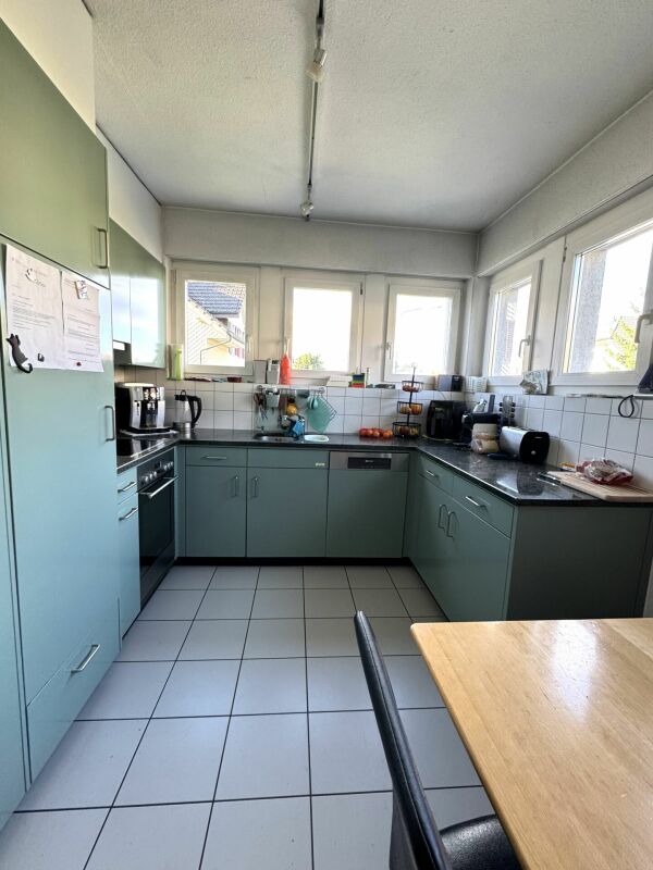Sehr gepflegtes und renoviertes 6 1/2 Zimmer - Einfamilienhaus zu verkaufen Kopie