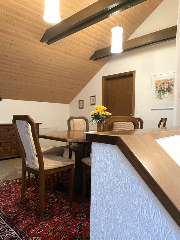 RESERVIERT - Top gepflegtes und sehr gut unterhaltenes 5 1/2 Zimmerhaus an zentraler Lage