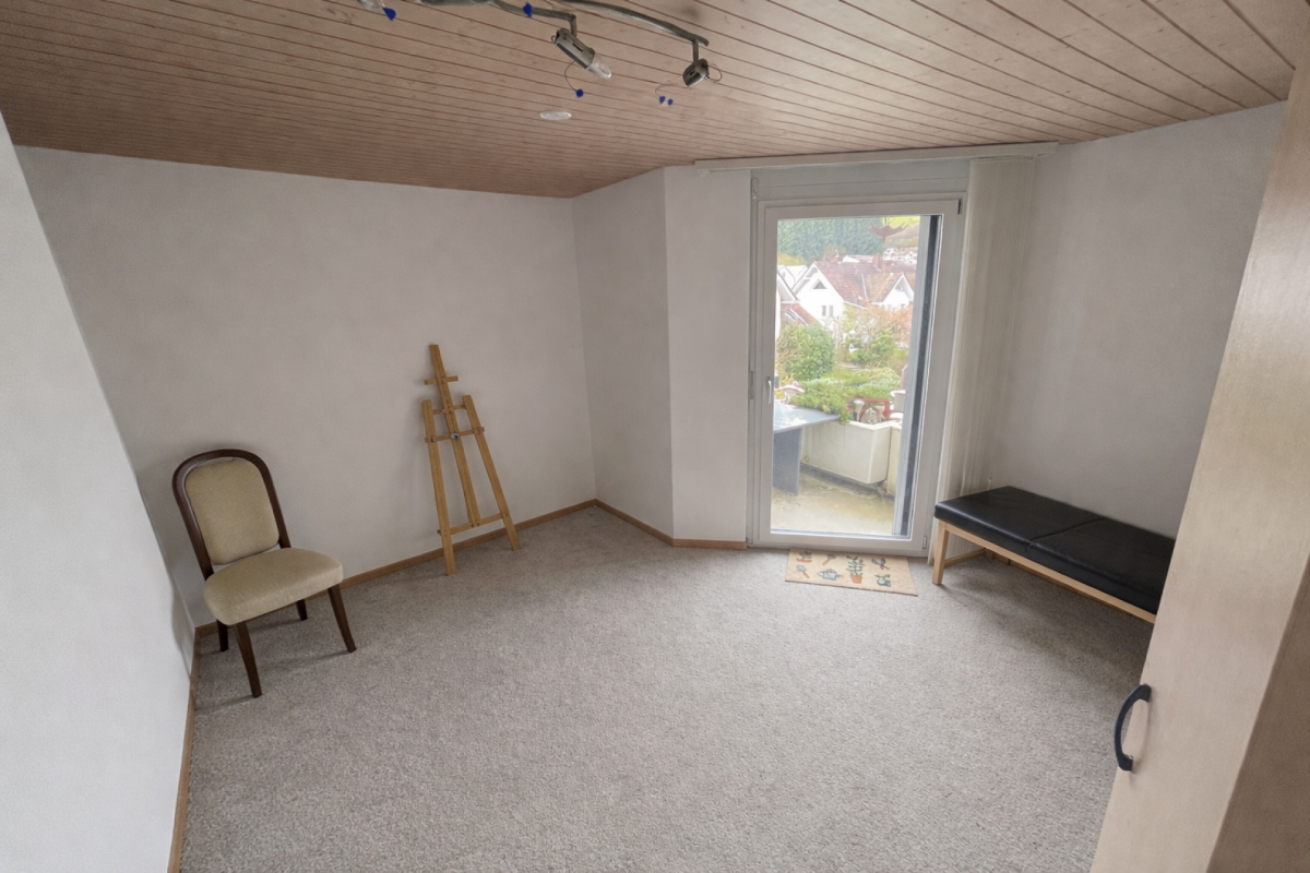 Grosszügige 7.5 Zimmer-Maisonette-Wohnung zu verkaufen in Gränichen
