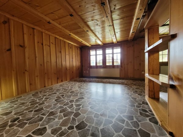 Charmante 3.5 Maisonette-Wohnung im EG mit rustikalem Flair 5