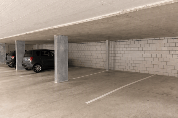 Tiefgaragenparkplatz zu vermieten
