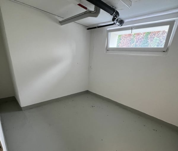 zentral gelegener Hobby- und Bastelraum zu vermieten 1