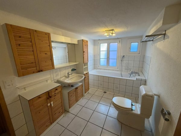 Helle und grosszügige 4.5-Zimmer-Maisonettewohnung mit Garten zu vermieten 5