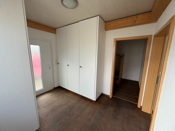 4.5-Zimmer-Wohnung mit besonderem Wohnambiente und gemütlichem Aussenbereich 2