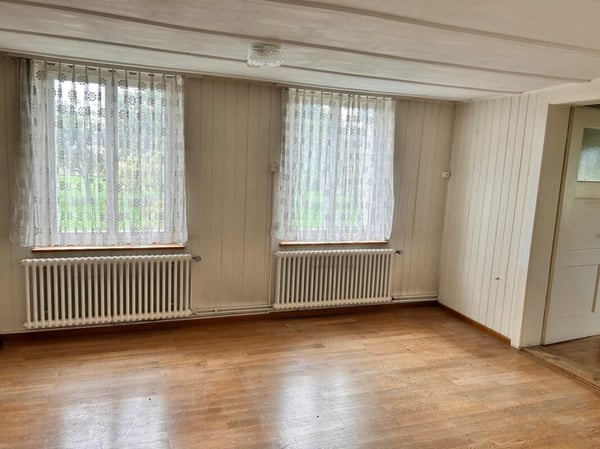 Freistehendes Haus mit endlosen Möglichkeiten, geeignet für private Pferdehaltung 3