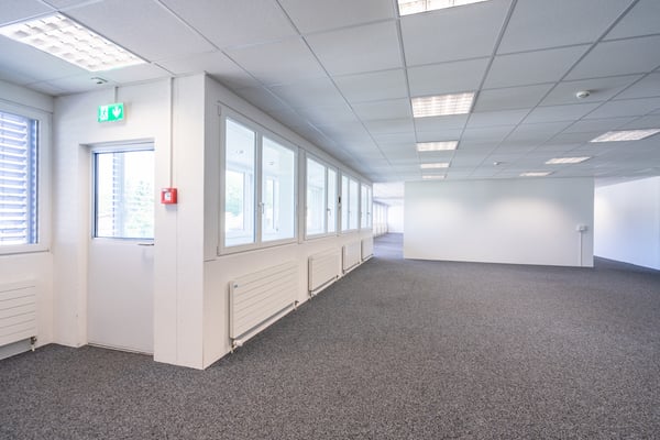 Untertrennbare Bürofläche gesucht? 9