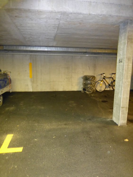 Einstellhallenplatz im Quartier 2