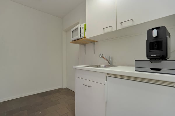 Moderne Büroräumlichkeiten im Erdgeschoss 11