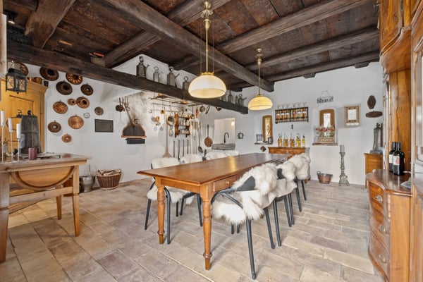 Modernes 7.5-Zimmer-Doppeleinfamilienhaus eingebettet ins Suterguet Gränichen 21