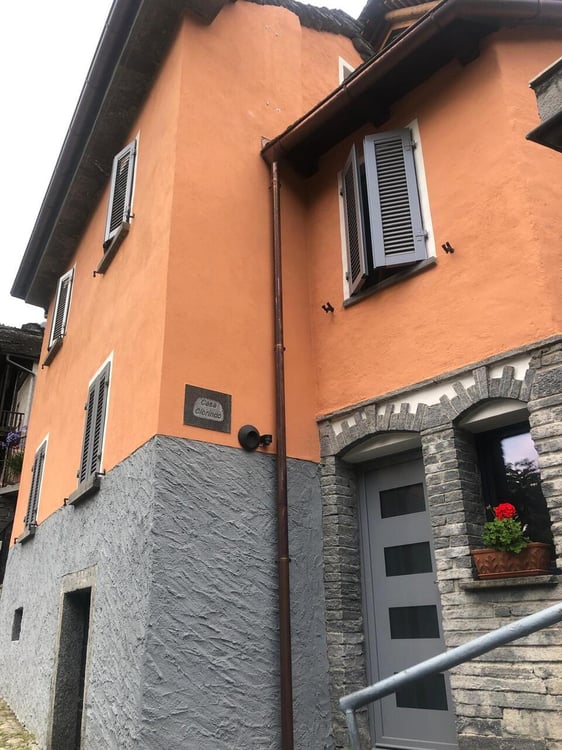 Charmantes Tessinerhaus an sonniger Aussichtslage in der Valle Maggia 3