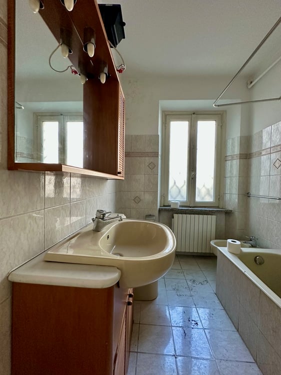 Gebäudekomplex mit Innenhof / Complesso di stabili con corte interna 6