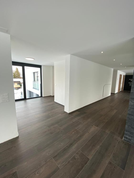 Moderne Designer-Attikawohnung mit Aussichtsterrasse 9