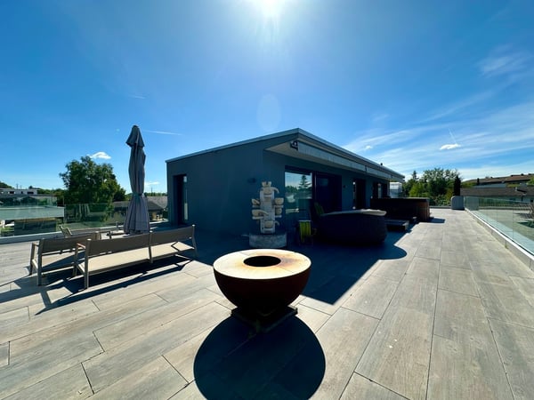 Moderne Designer-Attikawohnung mit Aussichtsterrasse 6