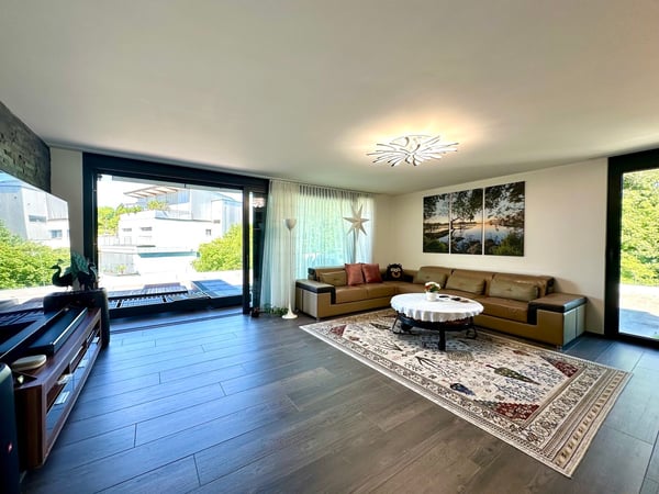 Moderne Designer-Attikawohnung mit Aussichtsterrasse 4