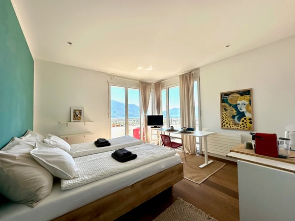 Exklusive 5.5-Zimmer-Duplexwohnung mit Panorama-Terrasse an Toplage 11