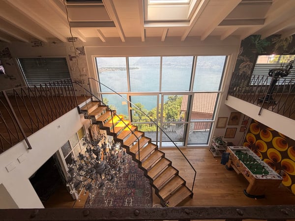Elegante appartamento loft di 3.5 locali con piscina a Ronco sopra Ascona 1