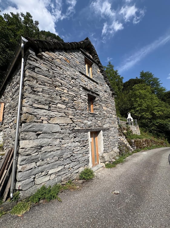 Rustico in pietra a Vergeletto – Charme montano rinnovato in vendita 3