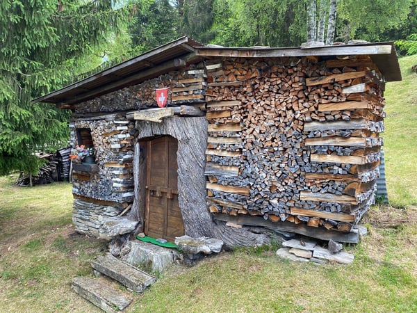 Rustico affascinante a Gerra (Gambarogno) – Un rifugio autentico tra i monti del Ticino 5