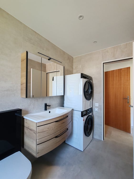 Erstbezug nach Renovation – Helle 4.5-Zimmer-Wohnung mit zwei sonnigen Balkonen 6
