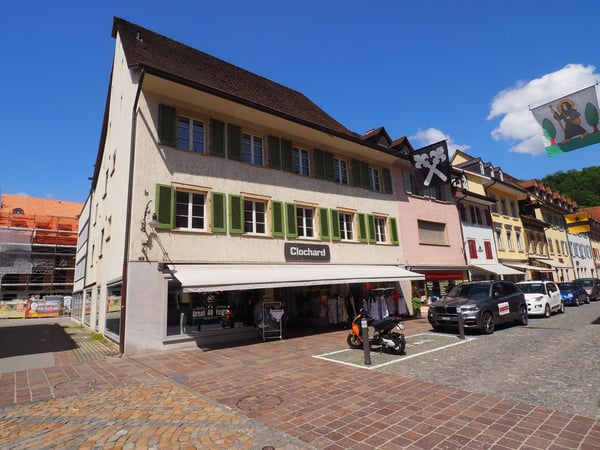 Zu vermieten eine Grosszügige 6.5 Zimmer Duplex-/Maisonette-Wohnung im Stedtli Laufen. 17
