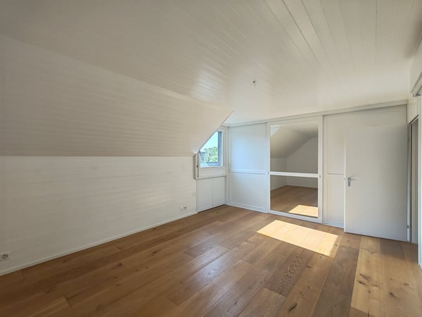 Exklusives 5½-Zimmer-Einfamilienhaus mit Garten, Balkon und Garage in Arlesheim 11