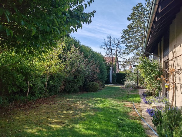 Exklusives 5½-Zimmer-Einfamilienhaus mit Garten, Balkon und Garage in Arlesheim 23