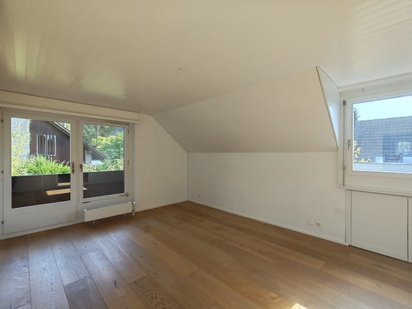 Exklusives 5½-Zimmer-Einfamilienhaus mit Garten, Balkon und Garage in Arlesheim 9