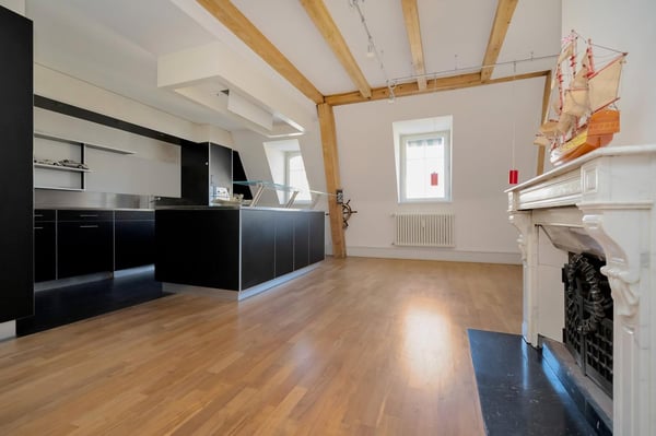 Heimelige Dachwohnung im Zentrum von Bern 8