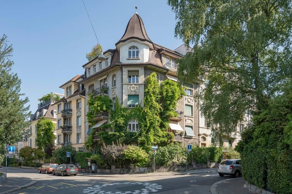 Charmante 3.5-Zimmer-Wohnung an der Neptunstrasse in Zürich 8032 – Sofort verfügbar!