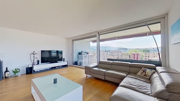 Helle 4.5-Zimmer-Wohnung mit Balkon an der Parkpromenade in Emmen 9