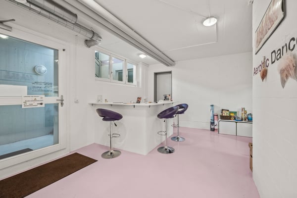 MODERNE GEWERBEFLÄCHE MIT EMPFANG UND DUSCHEN AN ZENTRALER LAGE 5