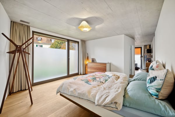 HELLE 1.5-ZIMMER-WOHNUNG MIT BODENTIEFEN FENSTERN UND GRÜNFLÄCHE 7