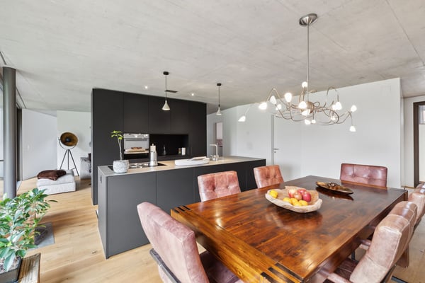 HELLE 1.5-ZIMMER-WOHNUNG MIT BODENTIEFEN FENSTERN UND GRÜNFLÄCHE 4