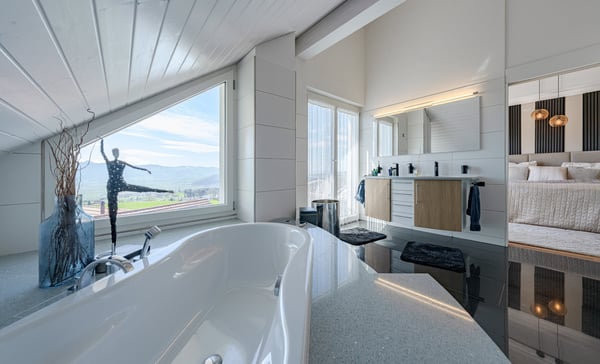 IMPOSANTE VILLA MIT SEE- UND ALPENSICHT 5