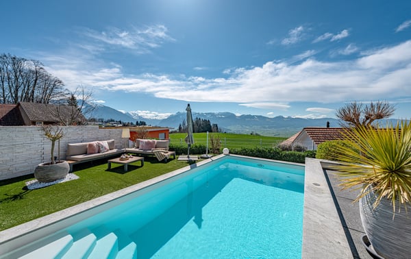 IMPOSANTE VILLA MIT SEE- UND ALPENSICHT 7