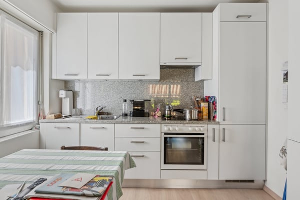 SPANNENDES MEHRFAMILIENHAUS - VOLLVERMIETET 3