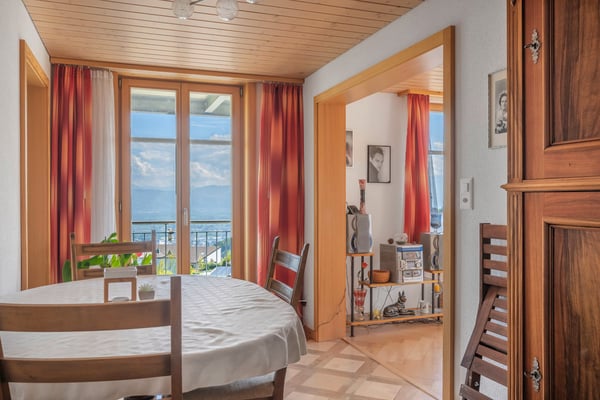 HISTORISCHES MEHRFAMILIENHAUS MIT BODENSEEBLICK 6