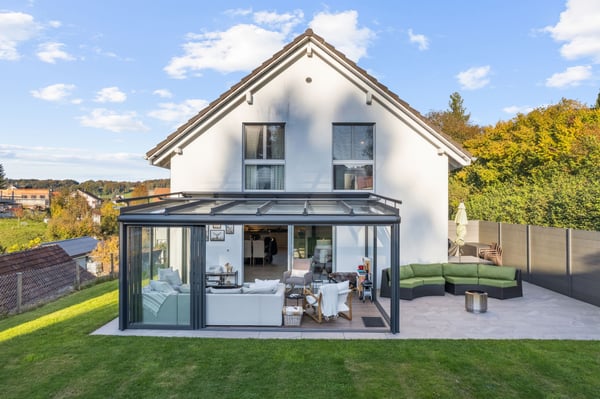 MODERNES WOHNEN MIT ZEITLOSER ELEGANZ 1