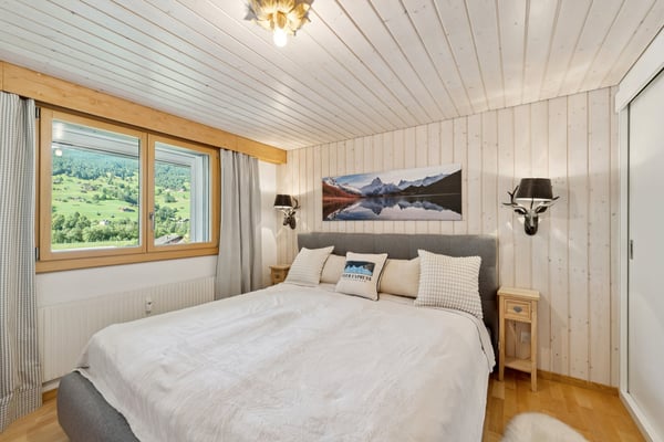 SCHMUCKE GARTENWOHNUNG AN AUSSICHTSLAGE IN GRINDELWALD 3