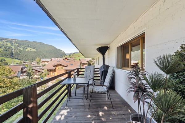 SCHMUCKE GARTENWOHNUNG AN AUSSICHTSLAGE IN GRINDELWALD 6