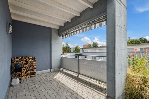 HELLER WOHNBEREICH MIT SCHWEDENOFEN – PENTHOUSE IN BAAR 8