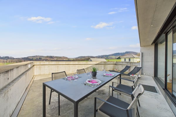 MODERNES ARCHITEKTENHAUS MIT ZEITLOSER BETONÄSTHETIK 6